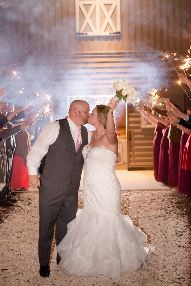 Cousiac-manor-wedding-burgundy-maroon-gold-neutrals-wedding-sara-tiffany-photography-barn-photo-1011